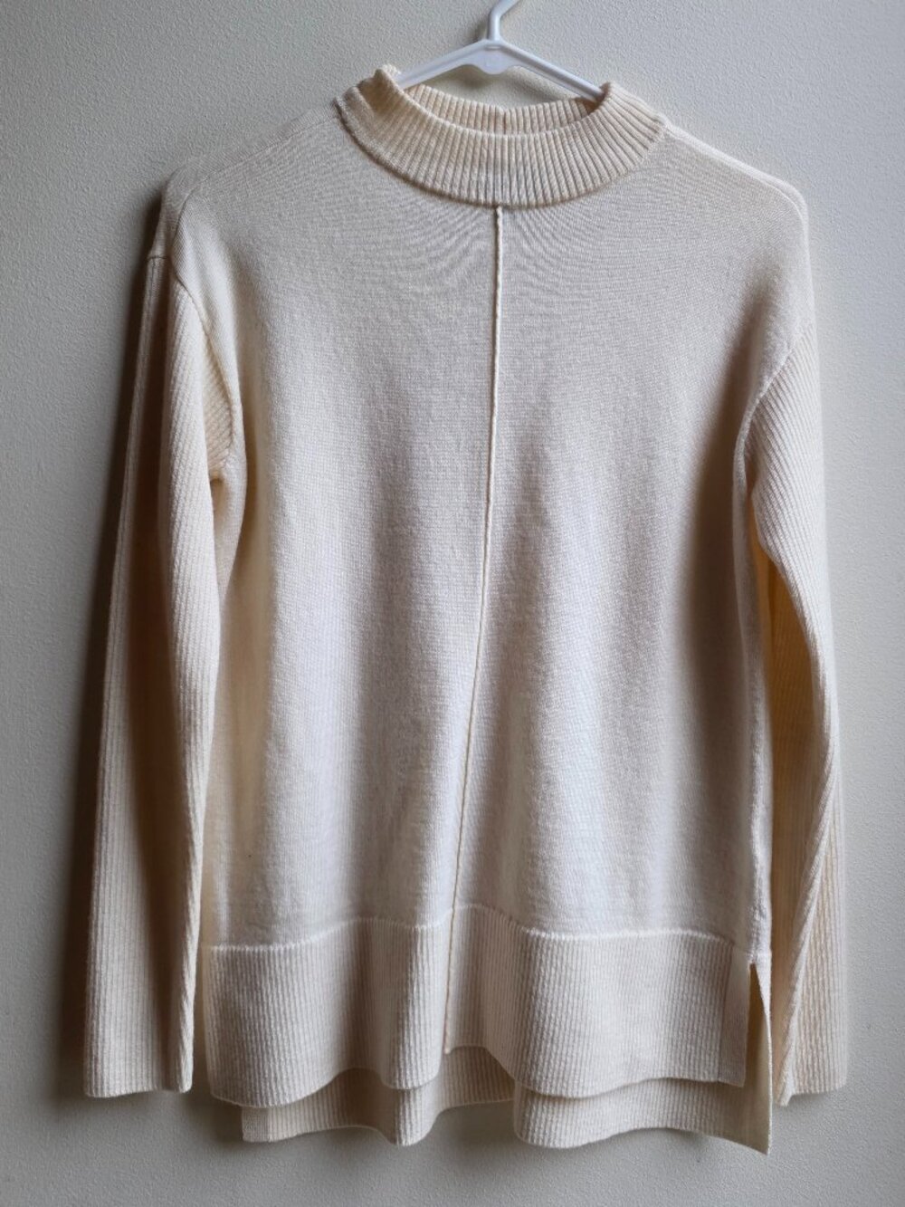 Talbots Cream Pure 100% Merino Wool Sweater Size XS